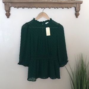 NEW Monteau Green Top. Medium